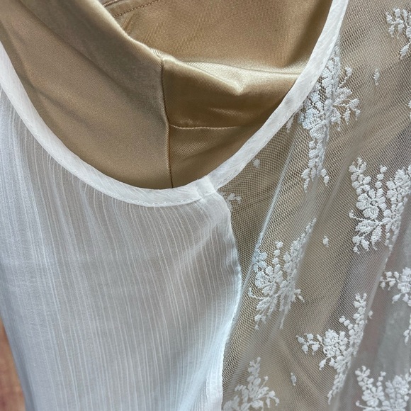 Abercrombie & Fitch sheer lace floral Tank top women’s size M - Picture 12 of 17